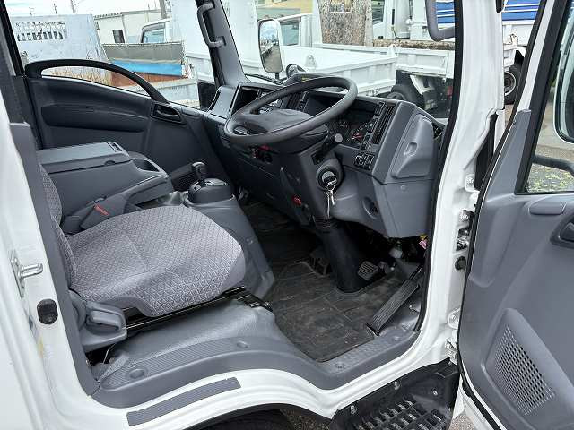 いすゞ エルフ 小型 冷蔵冷凍バン 2RG-NLS88AN(105772) 48枚目