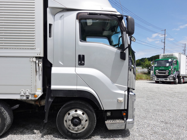Isuzu giga Large Wing body 2PG-CYJ77C(105780) 7枚目