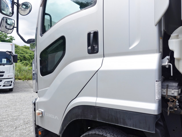 Isuzu giga Large Wing body 2PG-CYJ77C(105780) 13枚目