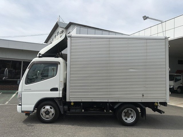 三菱ふそう キャンター 小型 バン PDG-FE74BV(110144) 7枚目