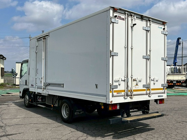 いすゞ エルフ 小型 冷蔵冷凍バン TPG-NPR85AN(105847) 8枚目