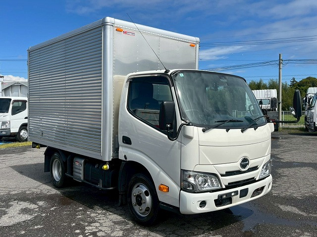 日野 デュトロ 小型 バン 2RG-XZC605M(105851) 5枚目