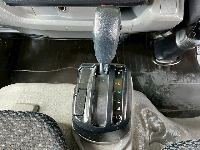 日野 デュトロ 小型 バン 2RG-XZC605M(105851) 35枚目