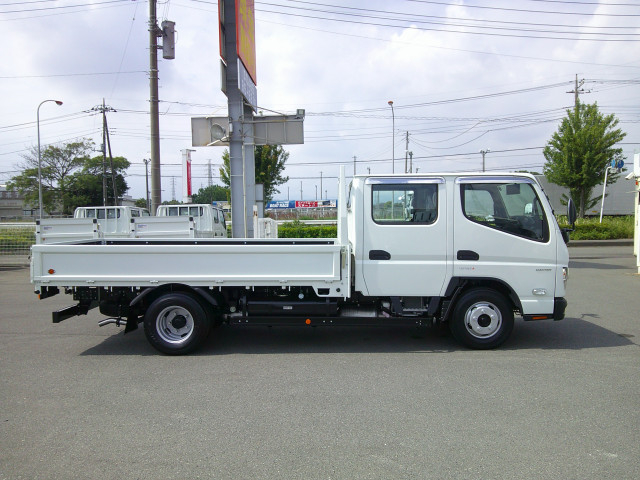 三菱ふそう キャンター 小型 Wキャブ 2RG-FEA20(105855) 4枚目
