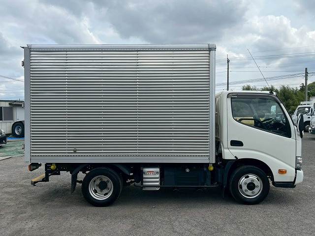 日野 デュトロ 小型 バン 2RG-XZC605M(105859) 5枚目