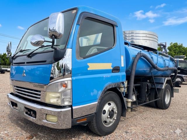 Mitsubishi Fuso canter Small Vacuum *********(105861) 1枚目