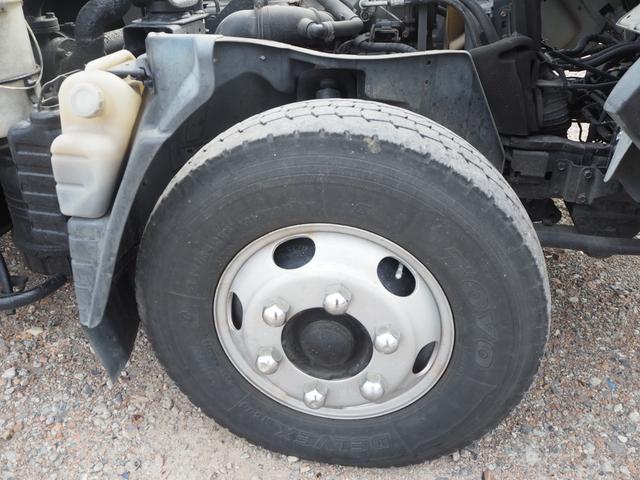 Mitsubishi Fuso canter Small Vacuum *********(105861) 12枚目
