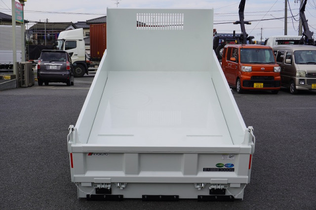 三菱ふそう キャンター 小型 土砂ダンプ 2RG-FBA60(105876) 19枚目
