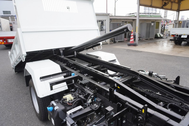 三菱ふそう キャンター 小型 土砂ダンプ 2RG-FBA60(105876) 20枚目