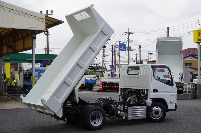 三菱ふそう キャンター 小型 土砂ダンプ 2RG-FBA60(105876) 26枚目