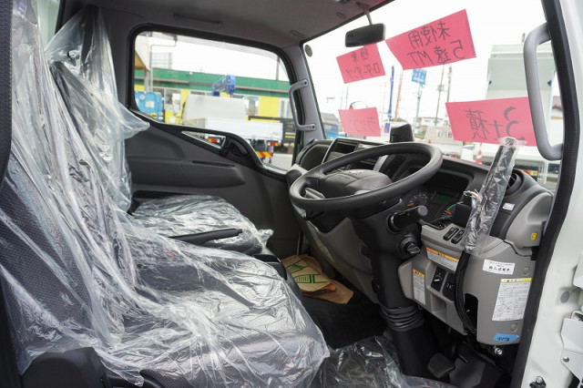 三菱ふそう キャンター 小型 土砂ダンプ 2RG-FBA60(105876) 35枚目
