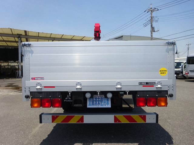 三菱ふそう ファイター 増トン 平ボディ（クレーン付） 2KG-FK62FZ(105882) 3枚目