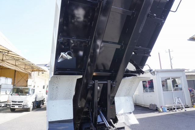 三菱ふそう キャンター 小型 土砂ダンプ 2RG-FBA60(105886) 24枚目