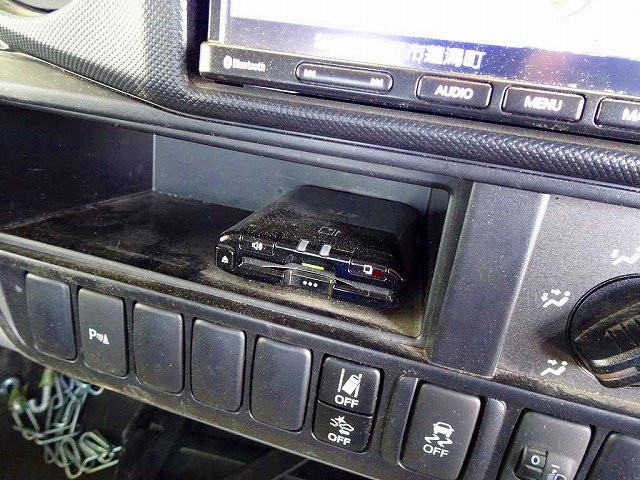 トヨタ ダイナ 小型 平ボディ 2PG-XZU655(105895) 13枚目