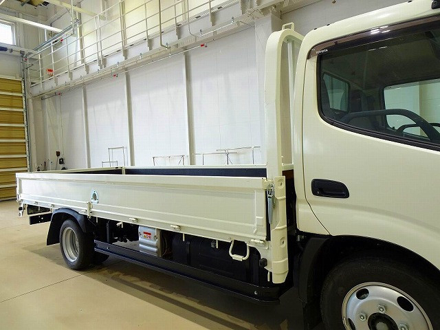 トヨタ ダイナ 小型 平ボディ 2PG-XZU655(105895) 25枚目
