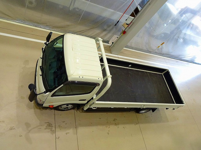 トヨタ ダイナ 小型 平ボディ 2PG-XZU655(105895) 31枚目