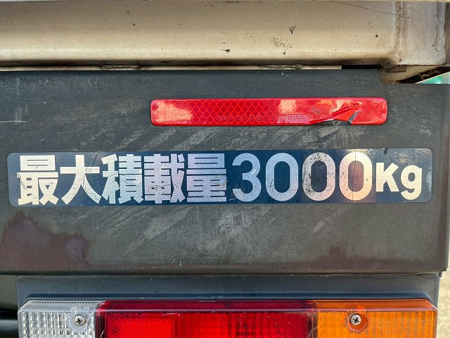 三菱ふそう キャンター 小型 バン TPG-FEB50(105898) 19枚目