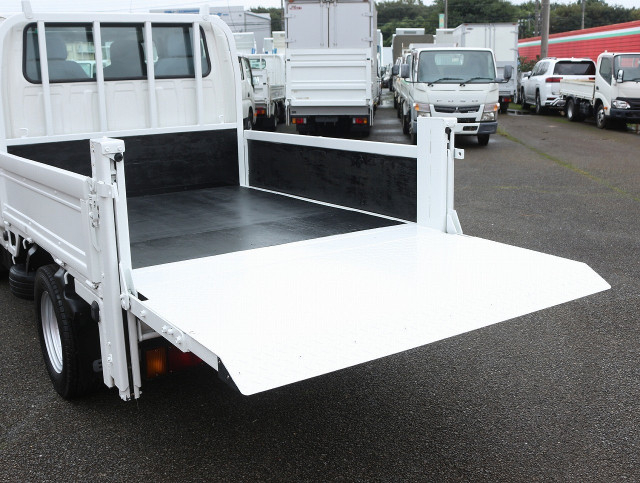 いすゞ エルフ 小型 Wキャブ TRG-NJR85A(112537) 27枚目
