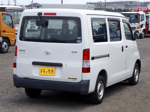 トヨタ タウンエース 小型 バン DBF-S402M(110005) 30枚目
