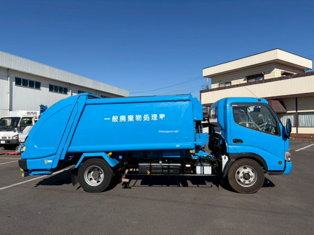 日野 デュトロ 小型 塵芥車（プレス式） BDG-XZU414M(100055) 10枚目