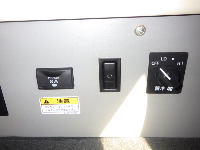 日野 プロフィア 大型 ウィング 2DG-FW1AHJ(111055) 32枚目