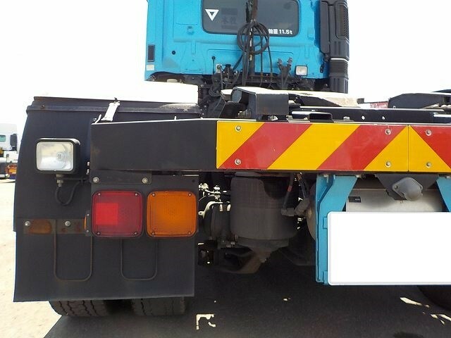 日野 プロフィア 大型 トラクタ QKG-SH1EDAG(6830) 20枚目