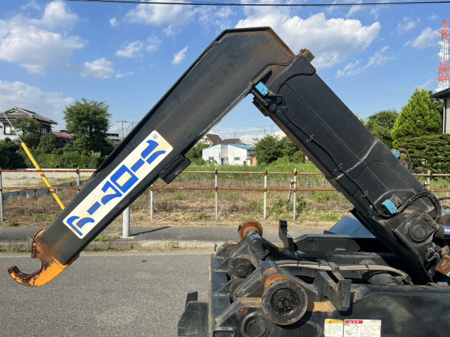 Isuzu forward 6studs large Arm roll trucks 2PG-FTR90U2(109577) 9枚目