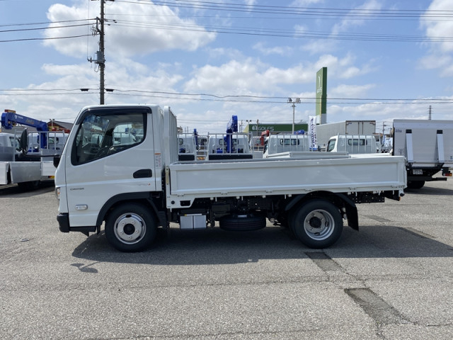 三菱ふそう キャンター 小型 平ボディ 2RG-FBA20(105918) 4枚目