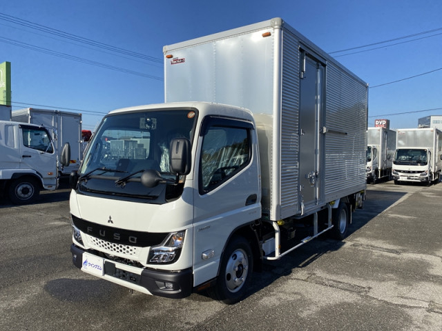 三菱ふそう キャンター 小型 バン 2RG-FEAV0(105919) 1枚目