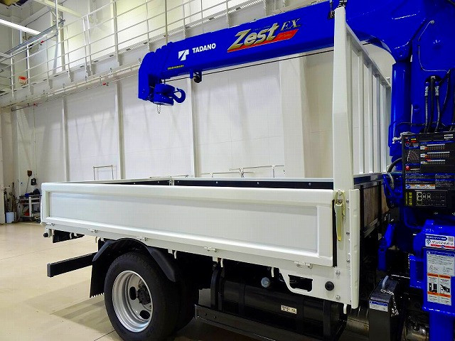 三菱ふそう キャンター 小型 平ボディ（クレーン付） 2RG-FEAV0(105963) 19枚目