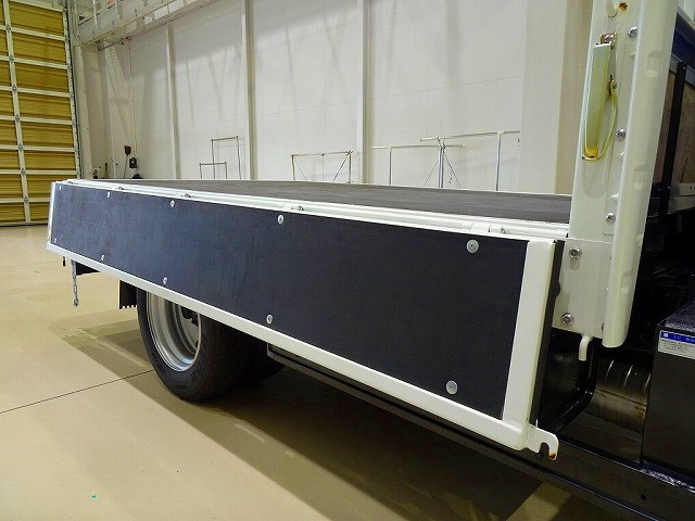 三菱ふそう キャンター 小型 平ボディ（クレーン付） 2RG-FEAV0(105963) 23枚目