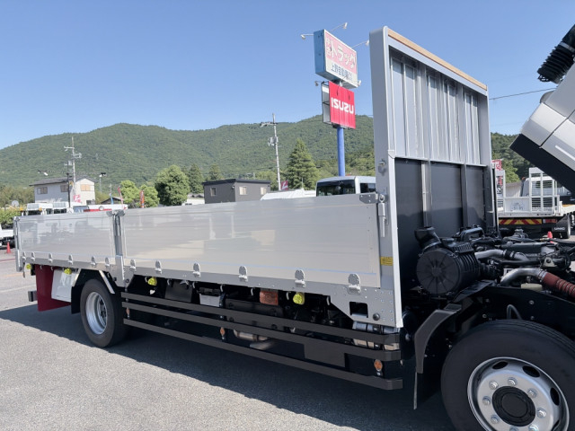 Isuzu forward 6studs large Flat body 2RG-FTR90V4(106059) 20枚目