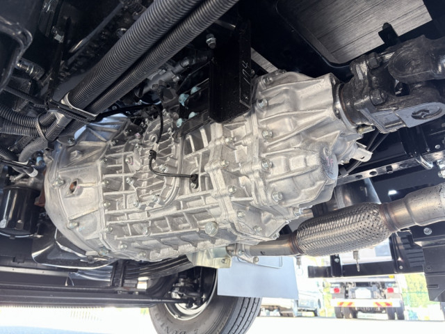 Isuzu forward 6studs large Flat body 2RG-FTR90V4(106059) 32枚目