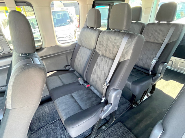 日産自動車 キャラバン 小型 バス 3BF-DS4E26(106061) 10枚目
