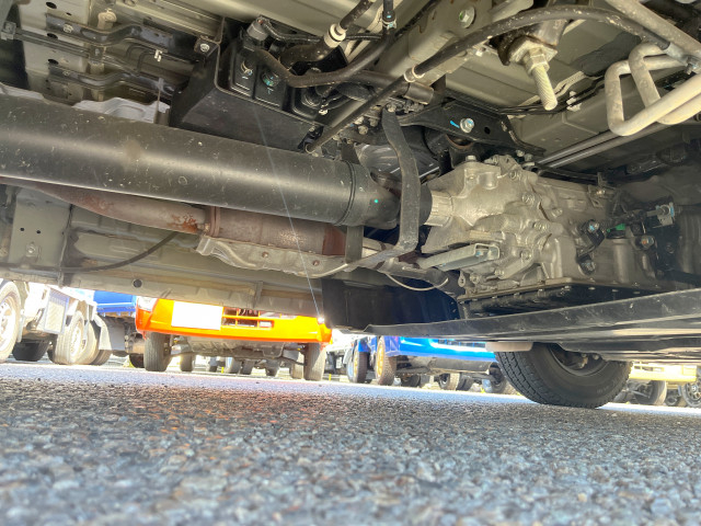 日産自動車 キャラバン 小型 バス 3BF-DS4E26(106061) 34枚目