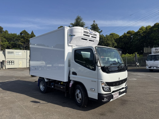 三菱ふそう キャンター 小型 冷蔵冷凍バン 2RG-FBAV0(106088) 3枚目