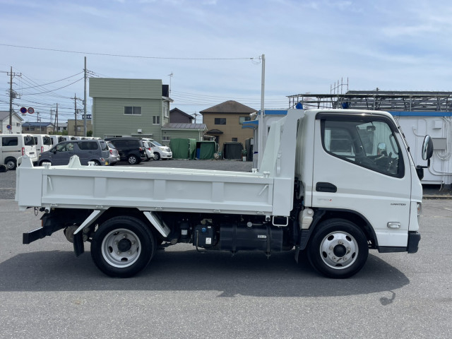 三菱ふそう キャンター 小型 土砂ダンプ 2RG-FBA60(106145) 2枚目
