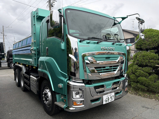 いすゞ ギガ 大型 土砂ダンプ 2PG-CXZ77CT(106149) 1枚目