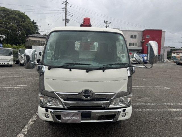 日野 デュトロ 小型 平ボディ（クレーン付） 2PG-XZU652F(106155) 6枚目
