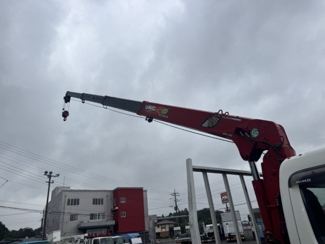 日野 デュトロ 小型 平ボディ（クレーン付） 2PG-XZU652F(106155) 16枚目