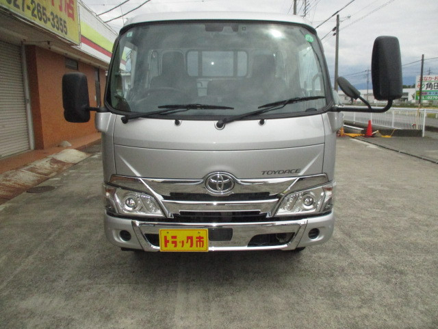 トヨタ トヨエース 小型 平ボディ 2RG-XZU645(106164) 30枚目