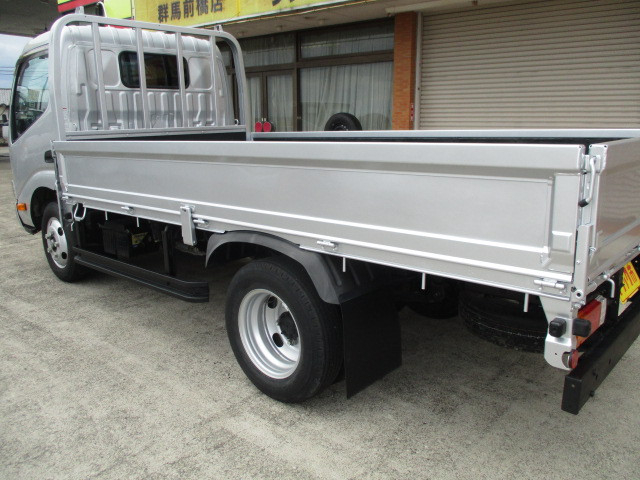トヨタ トヨエース 小型 平ボディ 2RG-XZU645(106164) 33枚目