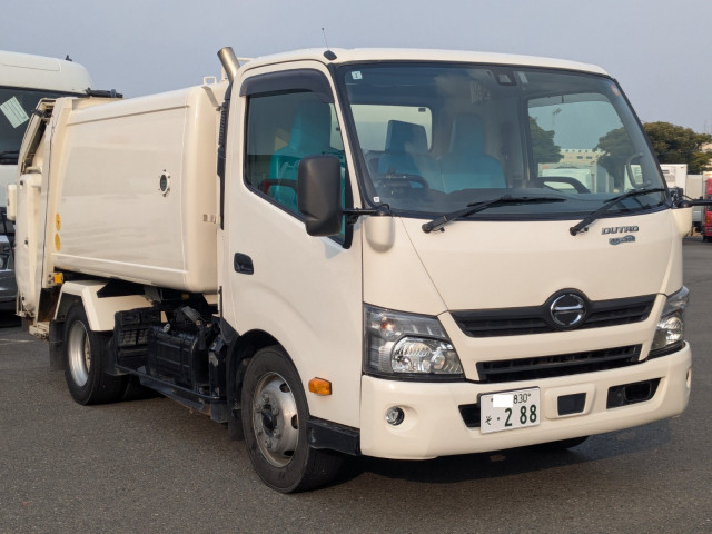 日野 デュトロ 小型 塵芥車（プレス式） TPG-XZU702M(106171) 2枚目