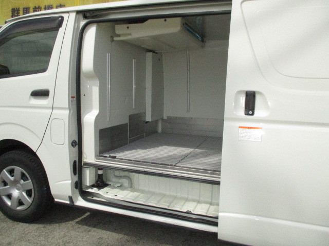 トヨタ レジアスエース 小型 冷蔵冷凍バン QDF-GDH206V(106172) 5枚目