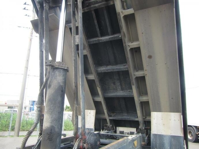 Nissan UD quon Large Soil dump QKG-CW5XL(10717) 29枚目