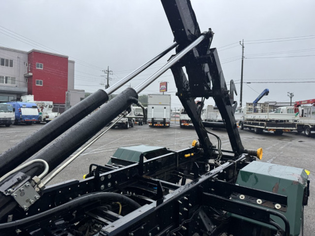 日野 レンジャー 中型 コンテナ専用車 2KG-FC2ABA(106212) 10枚目