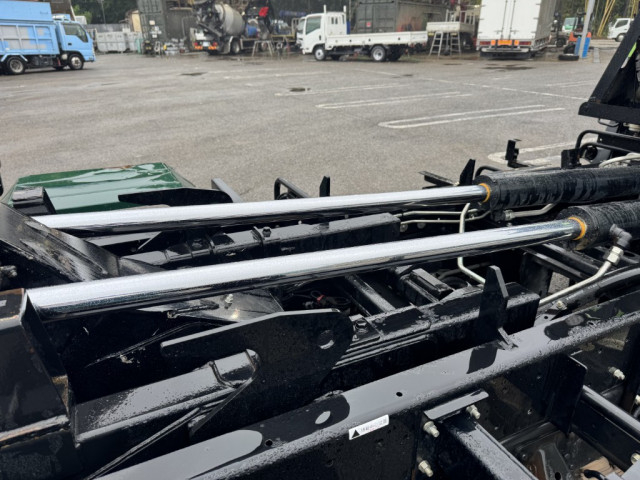 日野 レンジャー 中型 コンテナ専用車 2KG-FC2ABA(106212) 14枚目