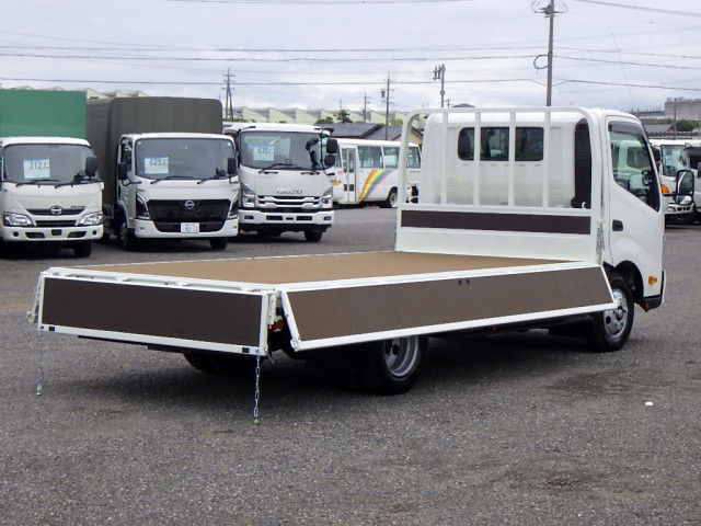 日野 デュトロ 小型 平ボディ 2WG-XZU713M(106226) 9枚目