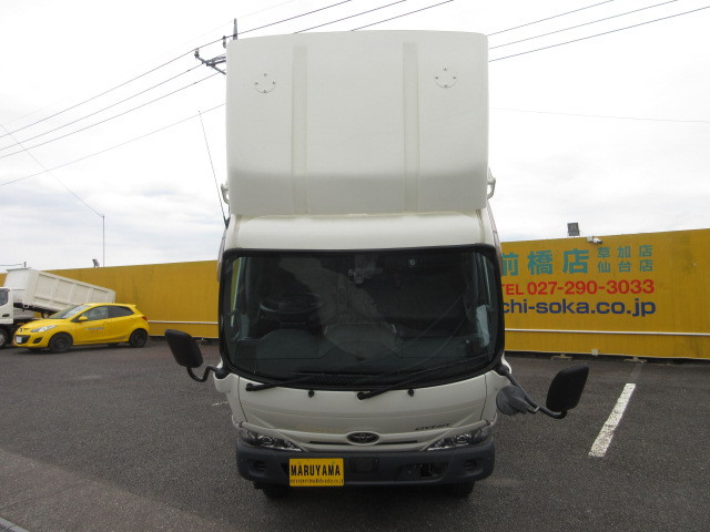トヨタ ダイナ 小型 バン 2RG-XZU655(106235) 9枚目