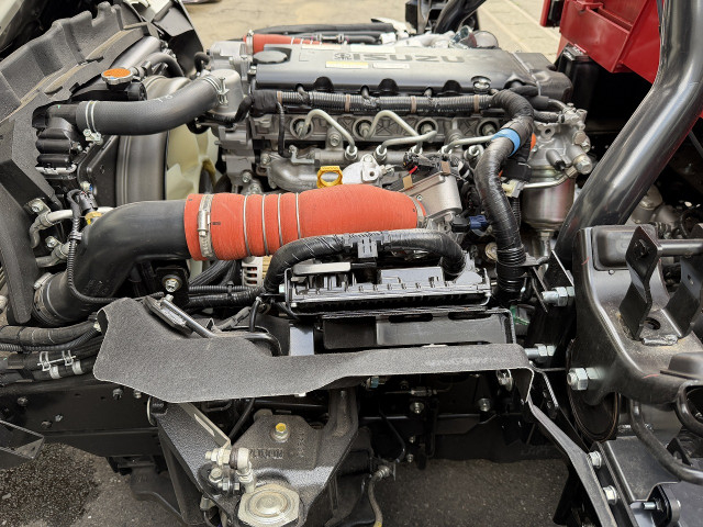 いすゞ エルフ 小型 平ボディ（クレーン付） 2RG-NPR88AC(106267) 31枚目